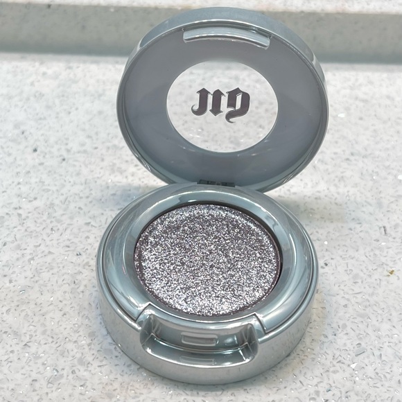 Urban Decay Cosmetics ~ ‘INTERGALACTIC’ Eyeshadow Single ~ VERY RARE & HTF ~ NIB - Picture 15 of 16